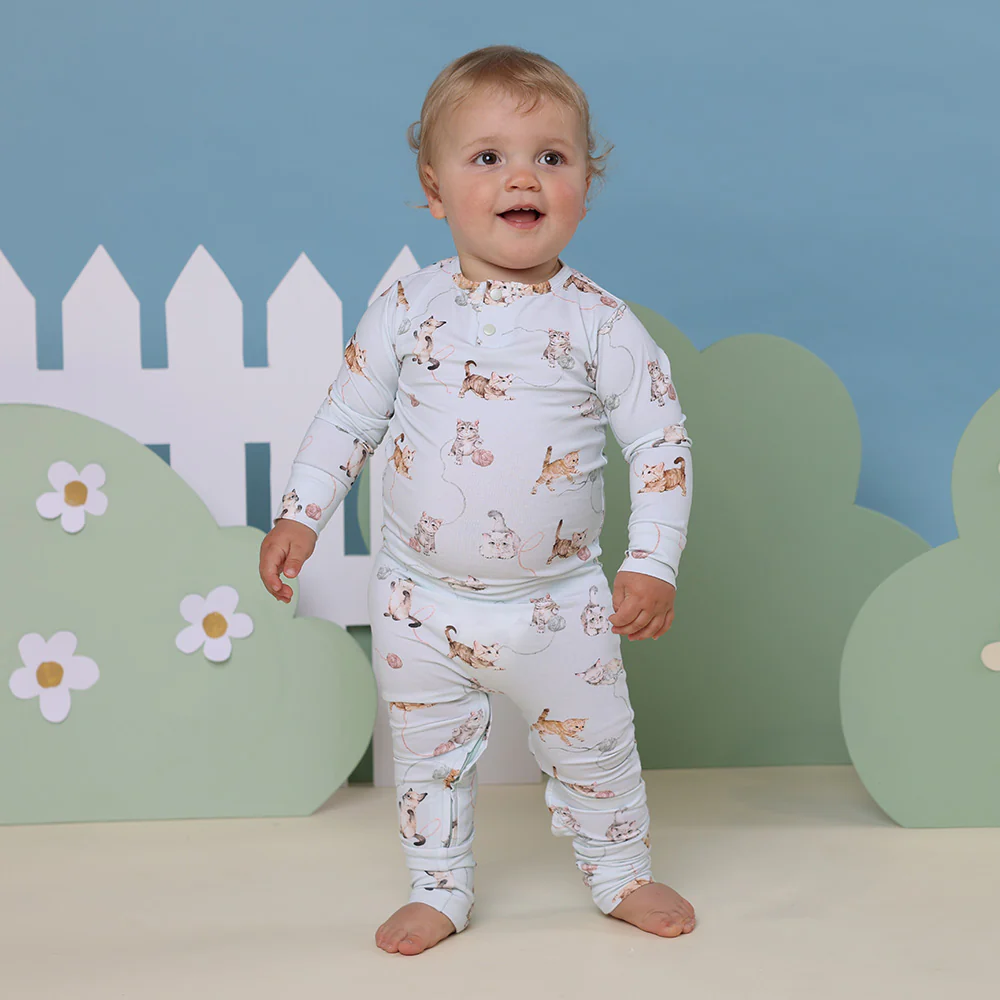 Kittens Organic Growsuit - Image 8