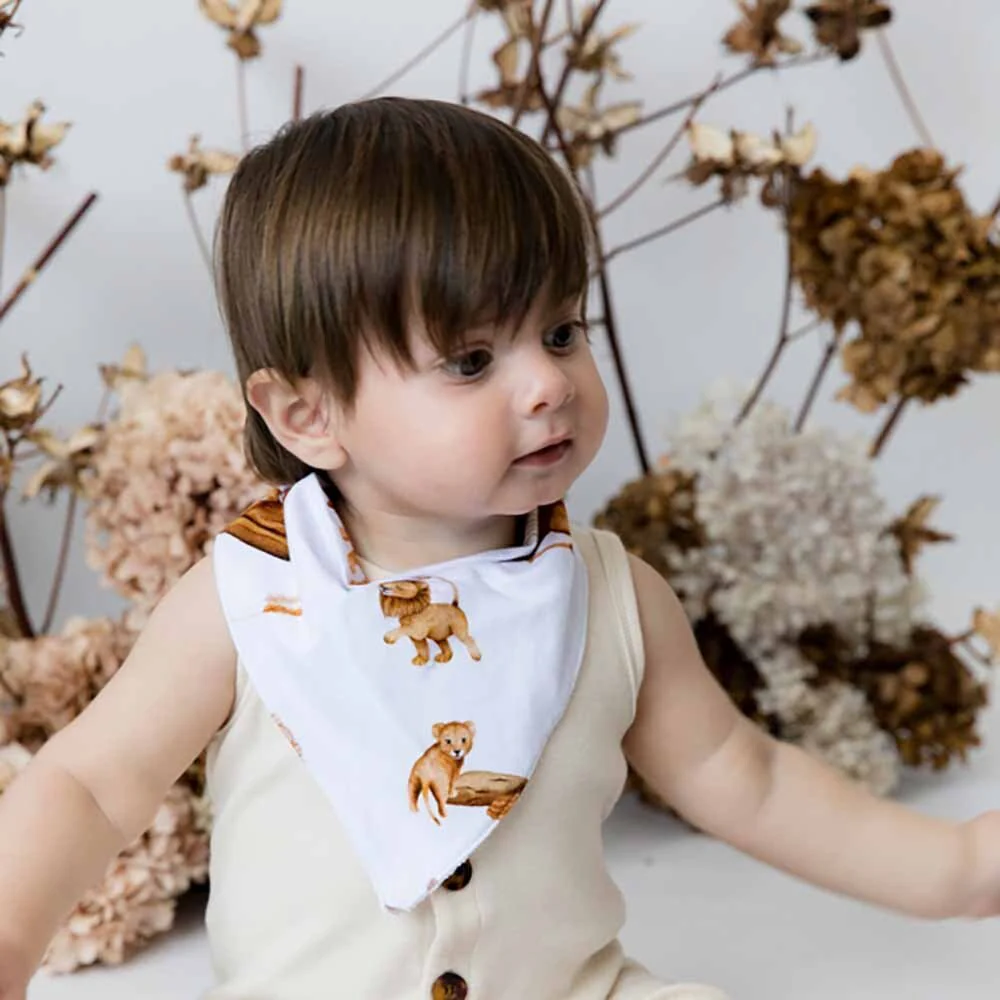 Lion Organic Dribble Bib - Image 3